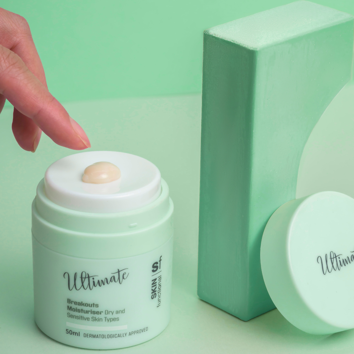 Ultimate Breakouts Moisturiser Dry, Sensitive Skin