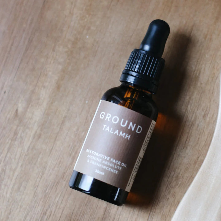 The Face Ritual (Gua Sha Stone & Restorative Face Oil)